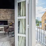 Apartamento cerca de la MEZQUITA DE CORDOBA&FREE PRIVATE PARKING